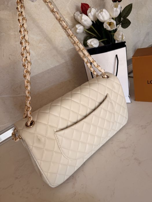 Дамска чанта Chanel Classic голям размер
