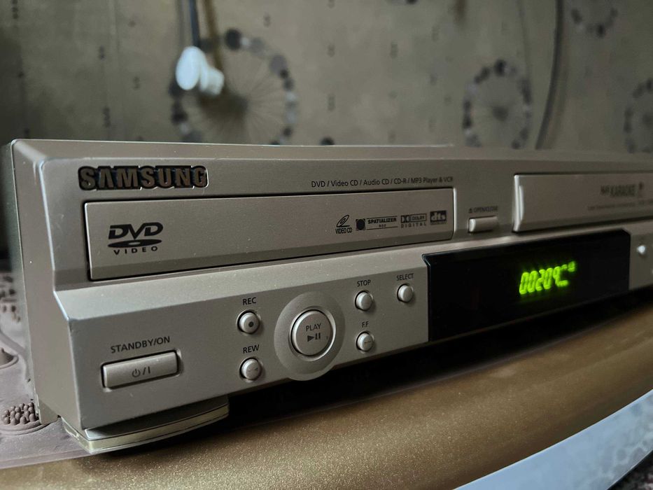 Hi Fi 6 head Samsung V5000K Stereo видеомагнитофон