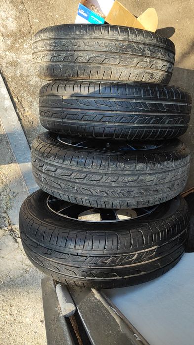 Продаются летние шины с дисками