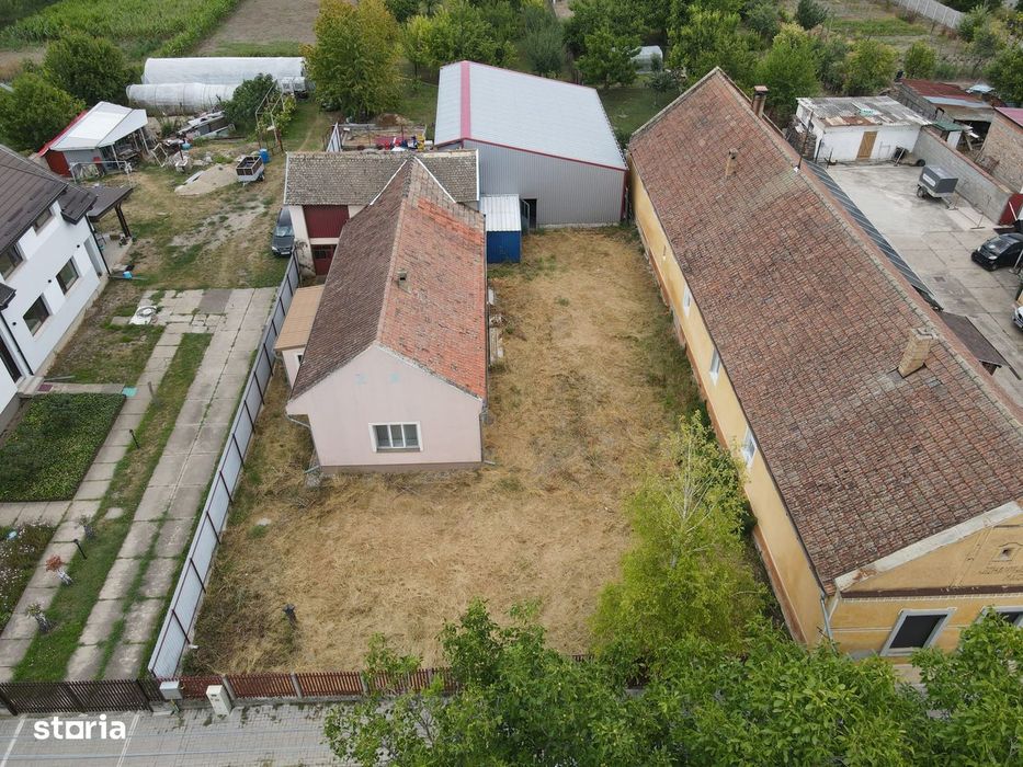 Casă cu Hală și Anexe –Potențial pentru Afacere! |Stradă Principală