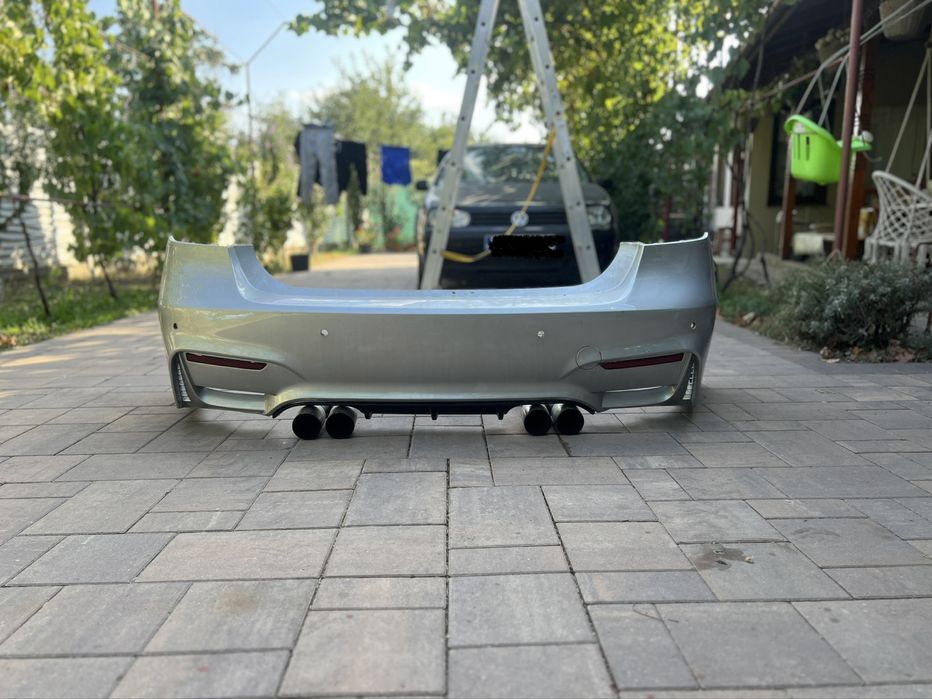 BMW F30 vând bară + finală inox
