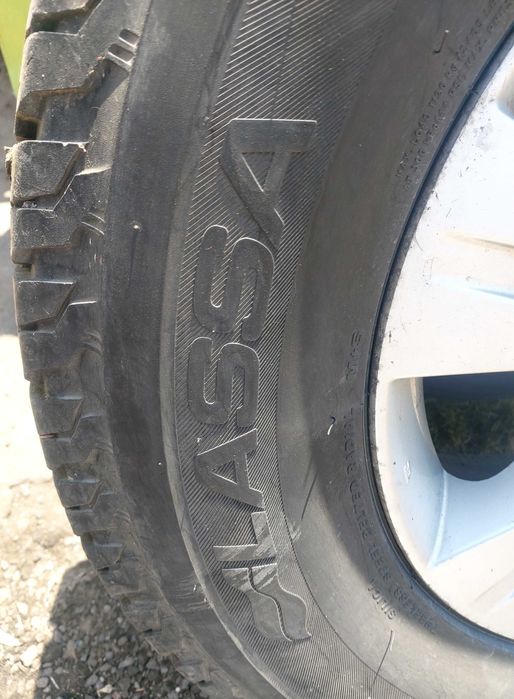 Джанти  Гуми 17-ки Нисан Джип