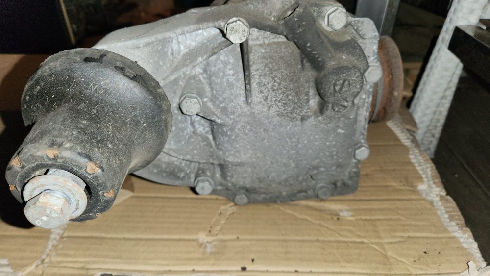 Diferential grup spate  E81 E82 E87 E90 E91 E92 116d 118d 120d 318d