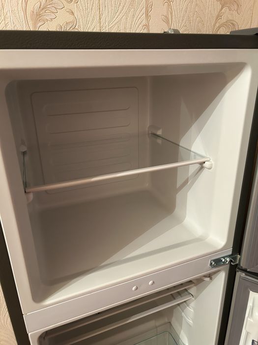 Холодельник в продажу