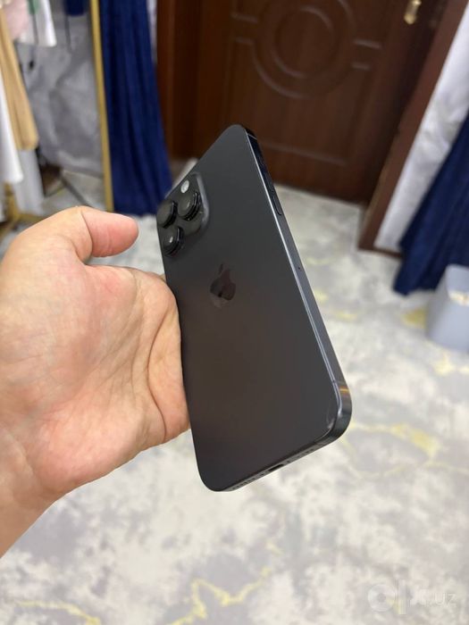 Iphone 16 pro max Sotiladi