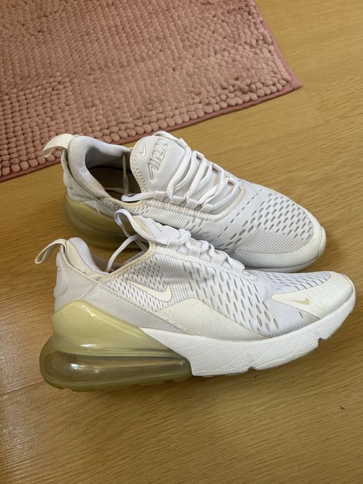 Маратонки Nike Air Max 270