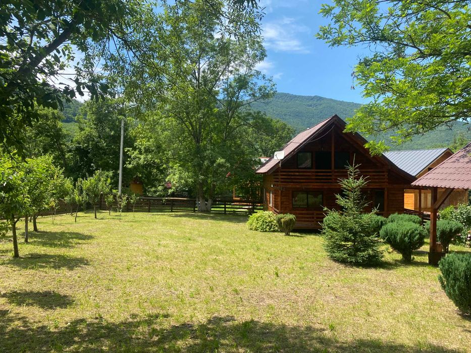 Cabana de vanzare in sat de vacanta Rimetea, cu vedere la Piatra Secuiului, complet mobilata/utilata