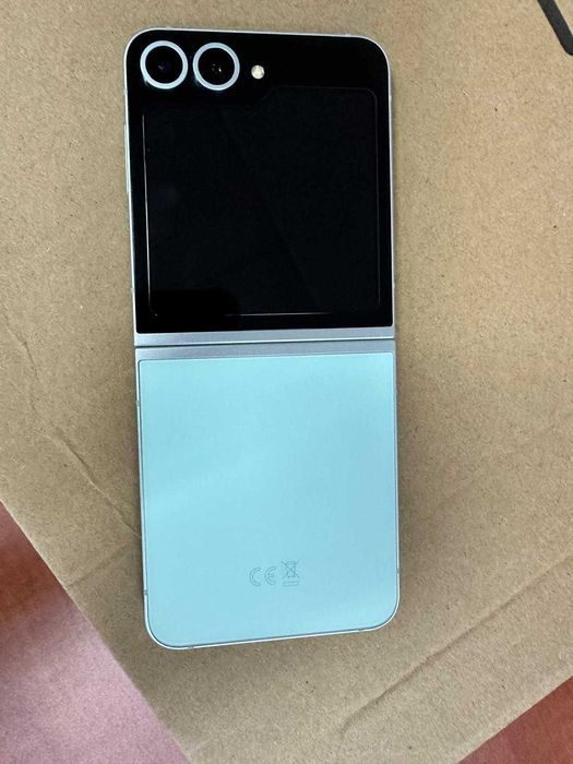 Telefon mobil Samsung Galaxy Z Flip6, 12GB RAM, 256GB, 5G, Mint