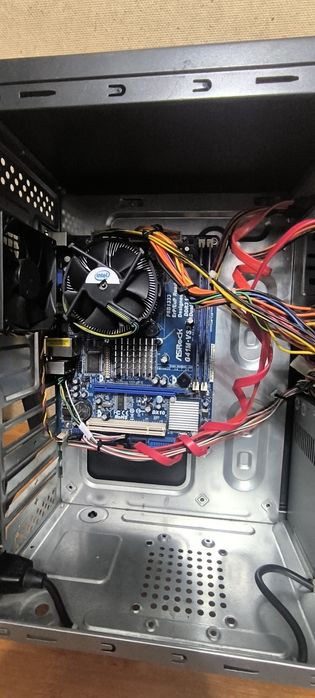 Компьютер системный блок.