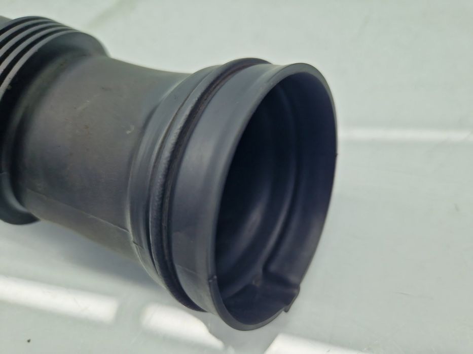 Tub admisie aer Volkswagen Jetta 3 (1K2) [Fabr 2005-2010] 1K0129618AJ