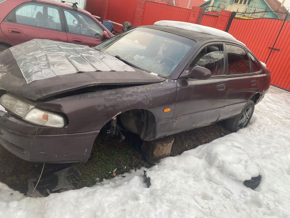 Срочно продам Мазда кронос в аварийном состоянии