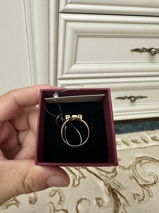 Продам кольцо золото
