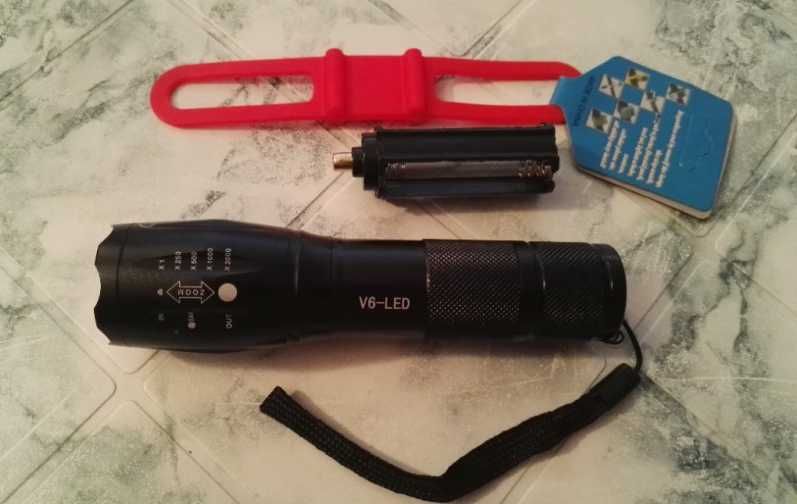 Мощен LED Фенер, прожектор, модел V6