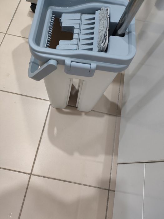 Продам ведро со шваброй 2000 тенге