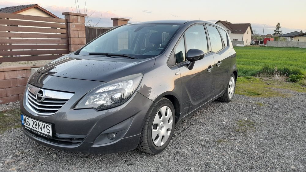 Opel Meriva B, cutie automată