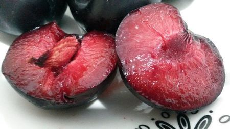 Prun (Soiul Black Diamond )