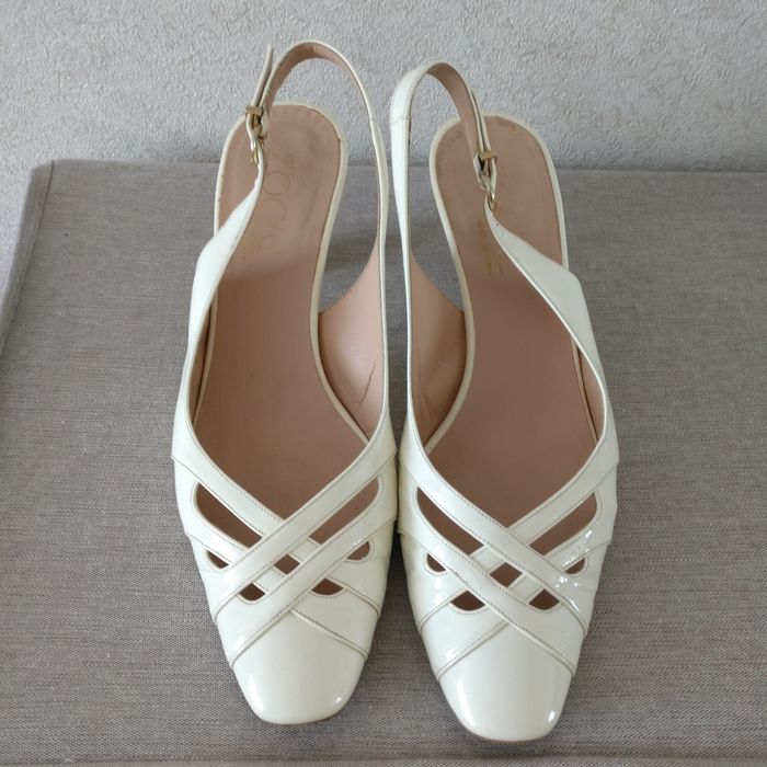 Продаю туфельки.