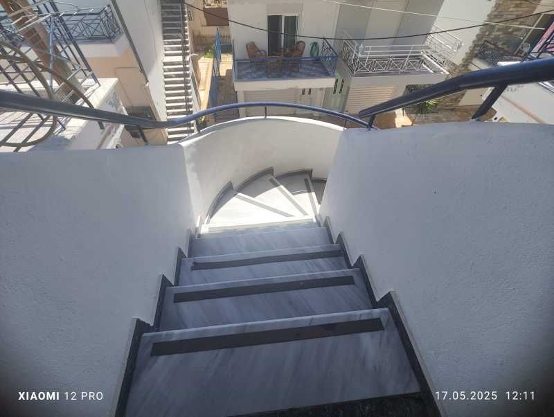 Просторен апартамент с гараж