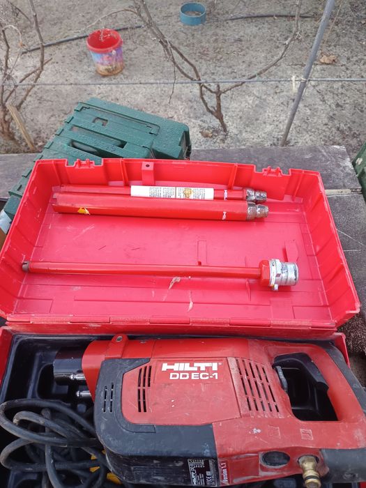 Mașină de carotat Hilti