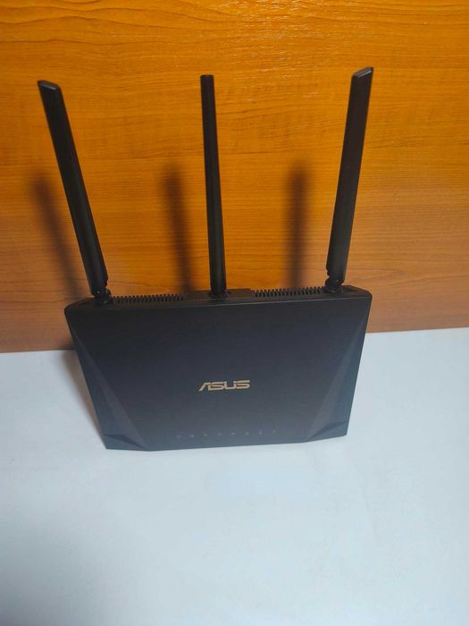 Router Asus RT-AC85P, 2.5+5Ghz, 600+1733 Mbps, WAN+LAN Gigabit, Gaming optimized, usb
