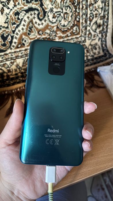 Продам телефон Xiaomi redmi note 9 4/128