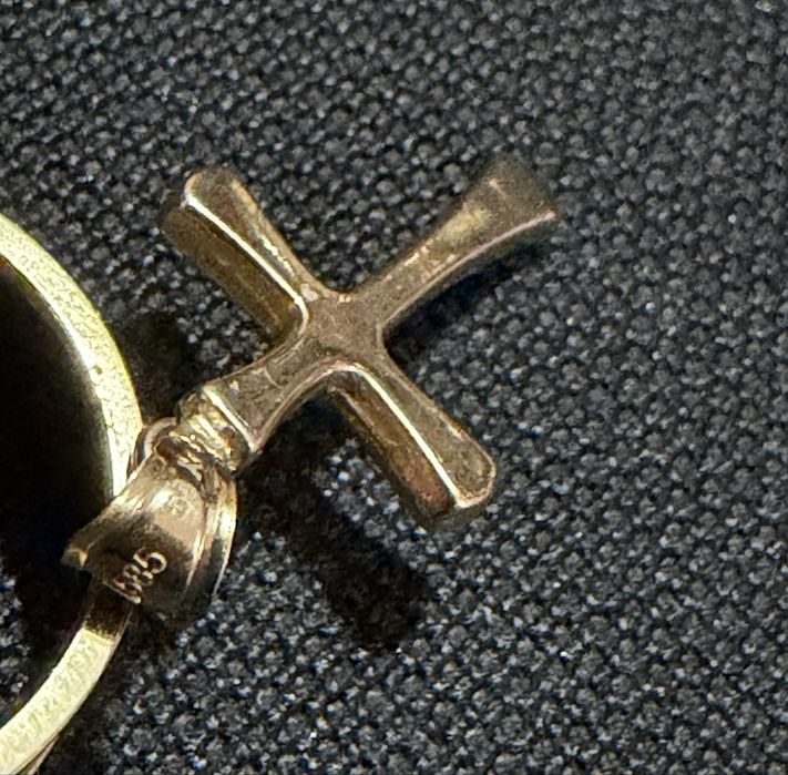 Cruciuliță din aur 14 Kt