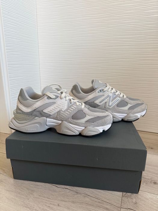 Маратонки New Balance 9060