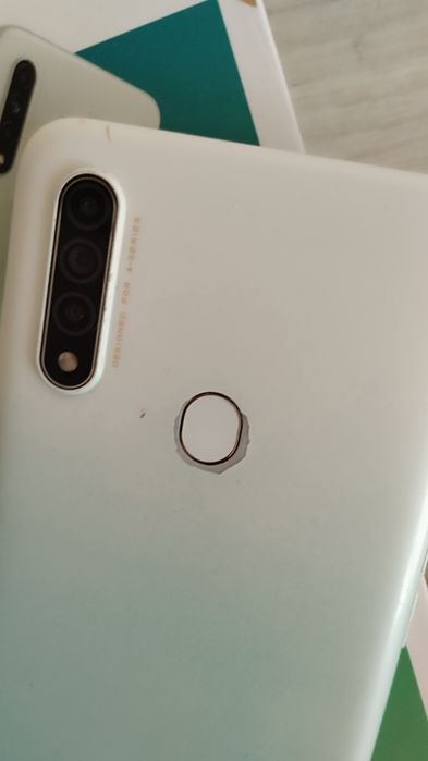 Продам Oppo a31.