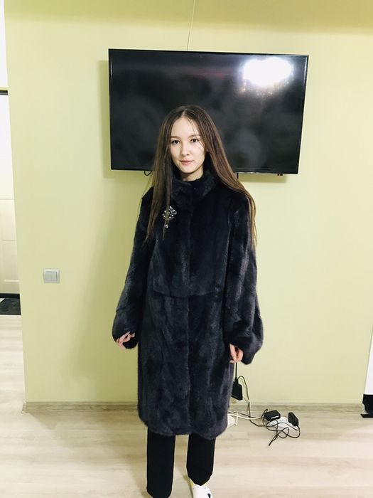 Продам норковую шубу