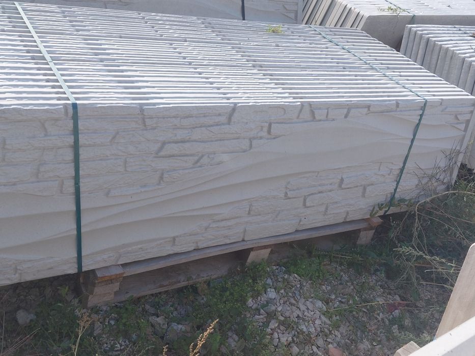 Producem si montam gard placi beton