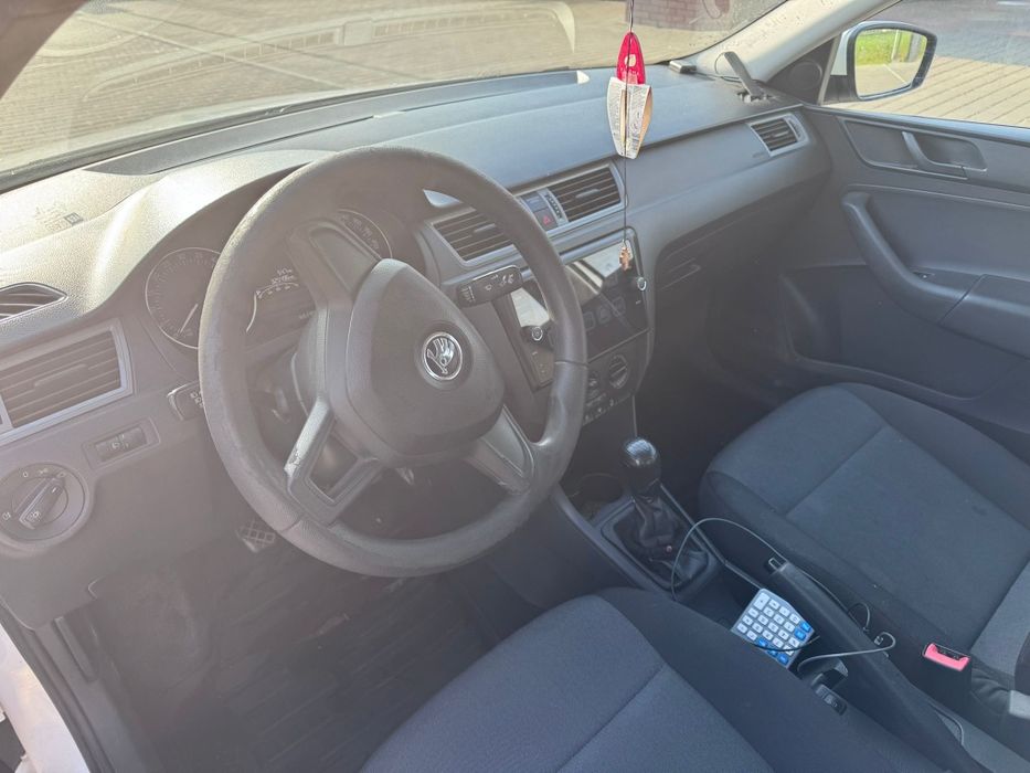 Skoda Rapid 1.6 Tdi - 2016