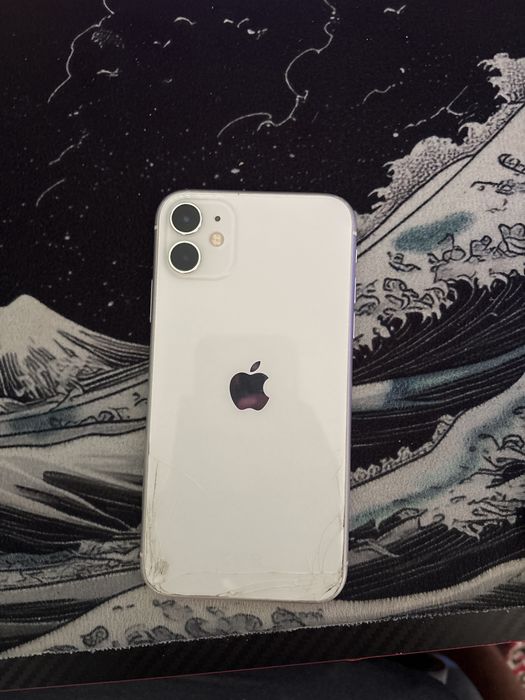 Vand iphone 11 urgent