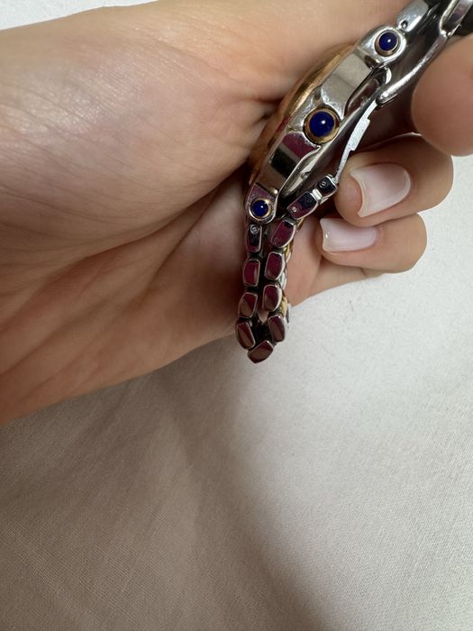 Часовник Chopard с движещи диаманти