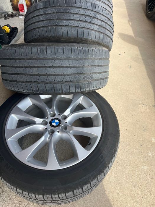 Джанти с нови Зимни и летни гуми Комплект BMW X5 E70 F15 X6 E71 F16