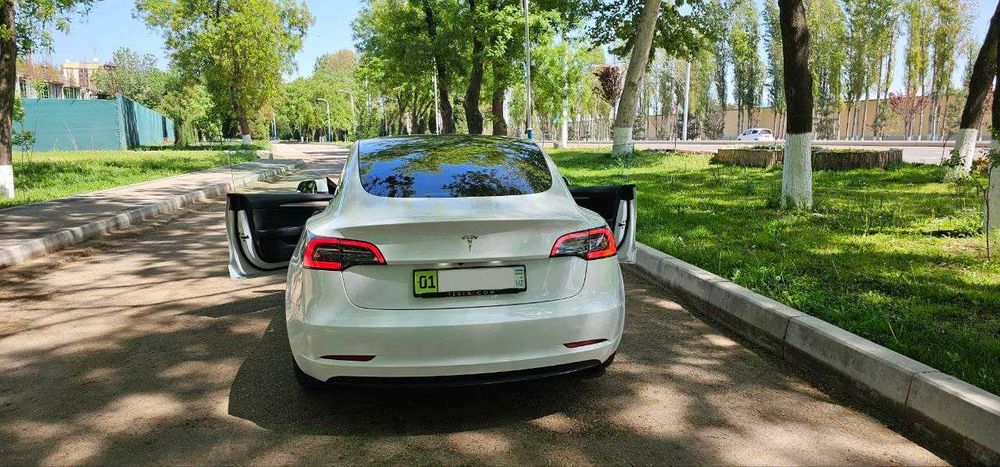 Tesla Model 3  Made in Germany