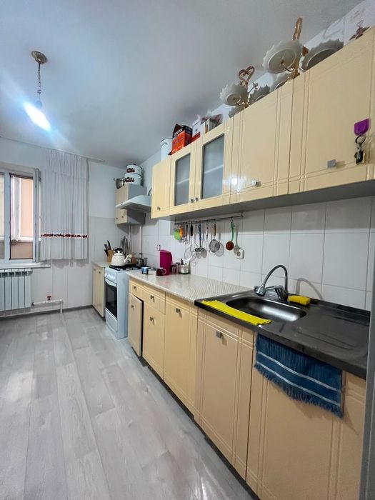 Продам 2 х кв 8/9 эт Нур сити