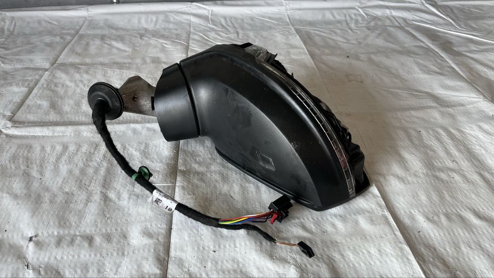 2 броя ляво и 1 брой дясно огледало VW Tiguan 2 2016-