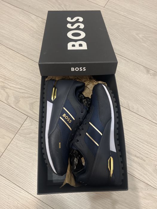 Vand adidasi Boss Parkour marimea 42