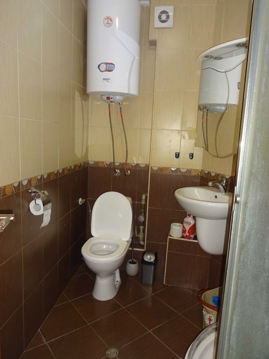 Дава се под наем Тристаен апартамент в Варна, Бриз - 70 кв.м за 408 € - Снимка #4