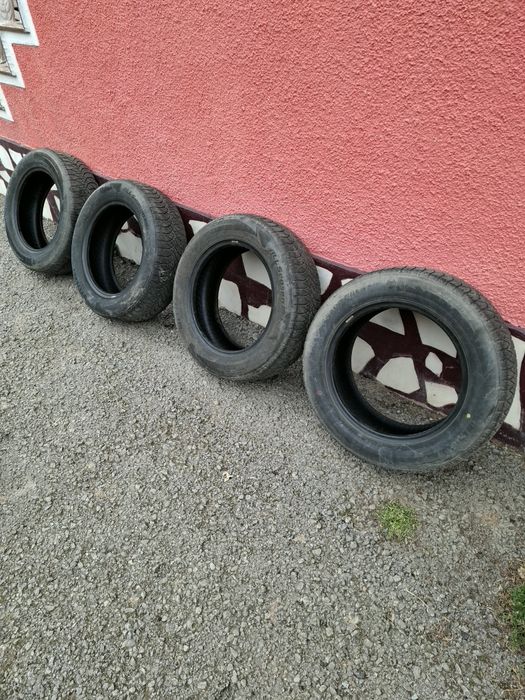 Vând 4 cauciucuri M+S (vară-iarnă))s