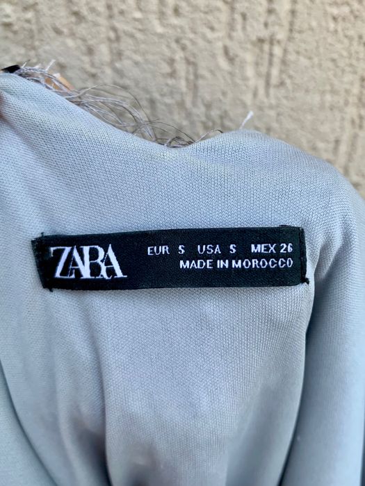 Rochie mini cu paiete Zara