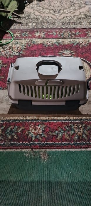 Продам переноску для кошек и собак