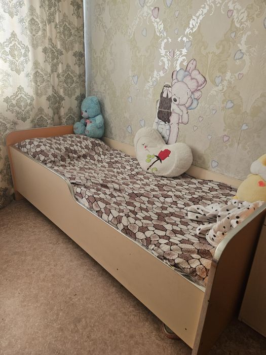 Детский кровать с матрасом