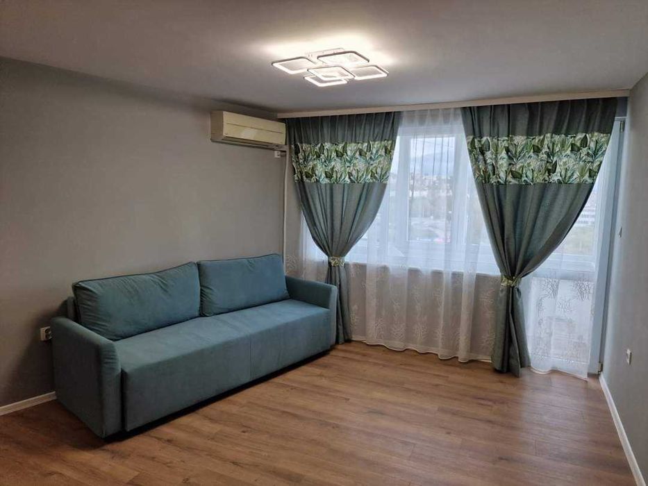 Продава се Тристаен апартамент в Варна, Базар Левски - 80 кв.м за 3175 €/кв.м - Снимка #1