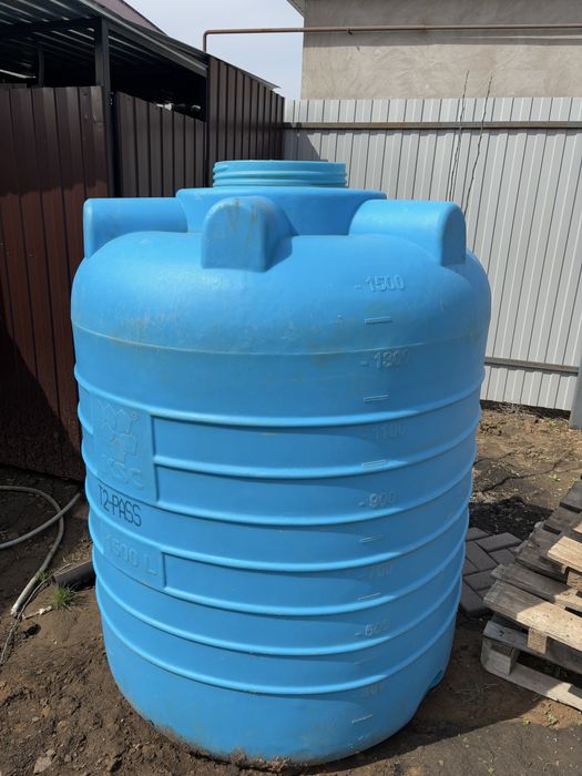 Продам бочку 1500 литров