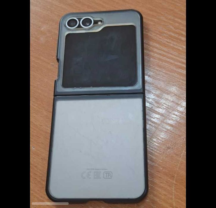 Samsung z flip 6 обмен