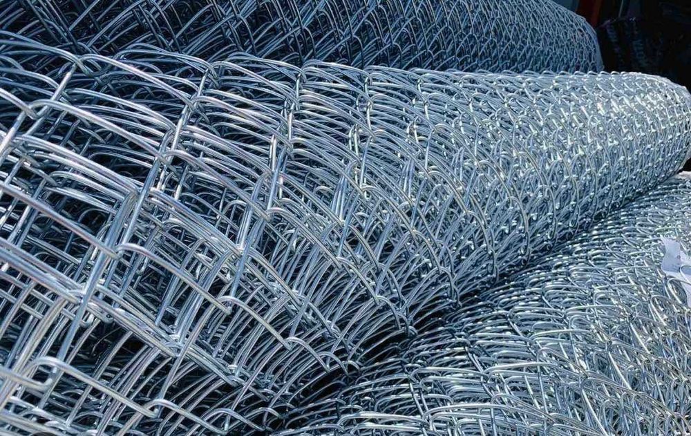 Поцинкована оградна мрежа. Мрежа с PVC покритие. Колове. Топ цени!