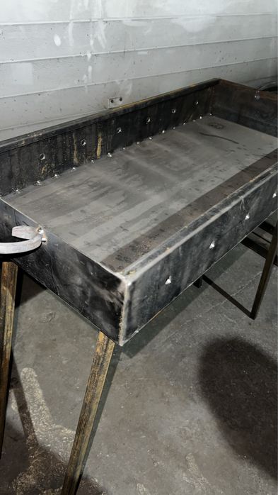 Мангал новый, со съемными ножками