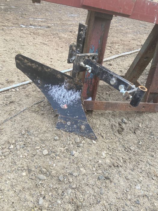 Plug cu suport reglabil