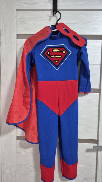 Костюмы супергерои. По 3000 тенге . Можно прокат.